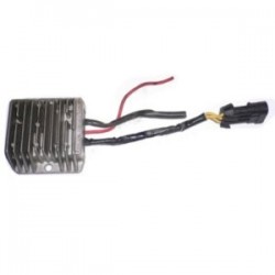 REGULADOR DE TENSION 40 AH CON CABLES